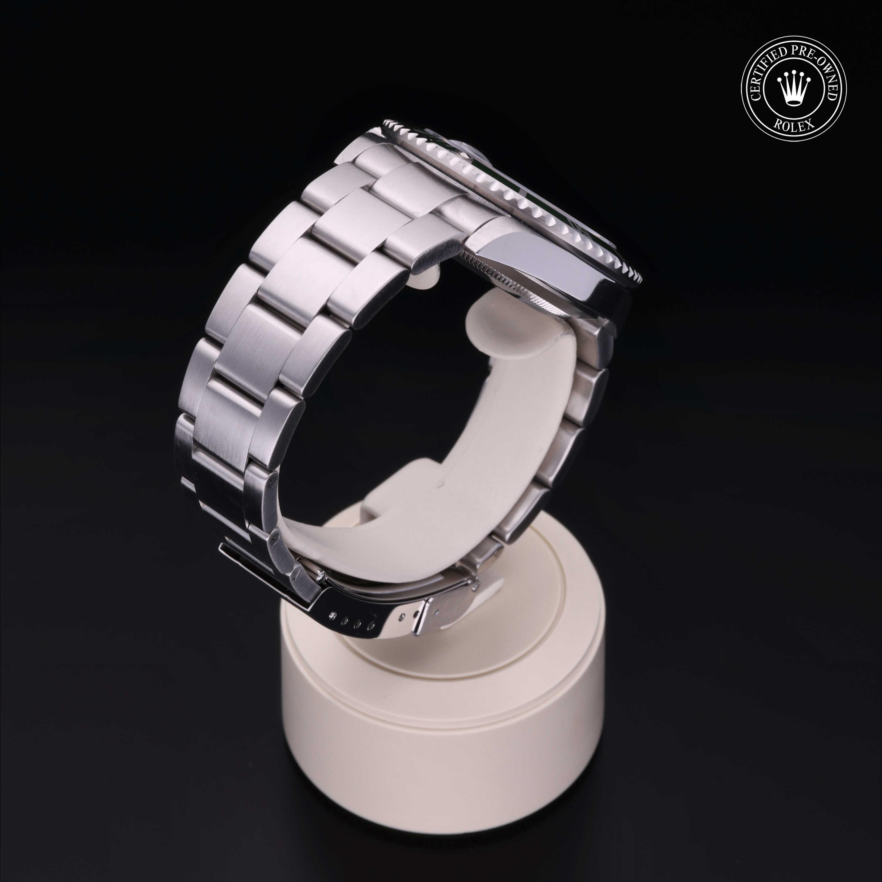 Oyster Perpetual Submariner Date
